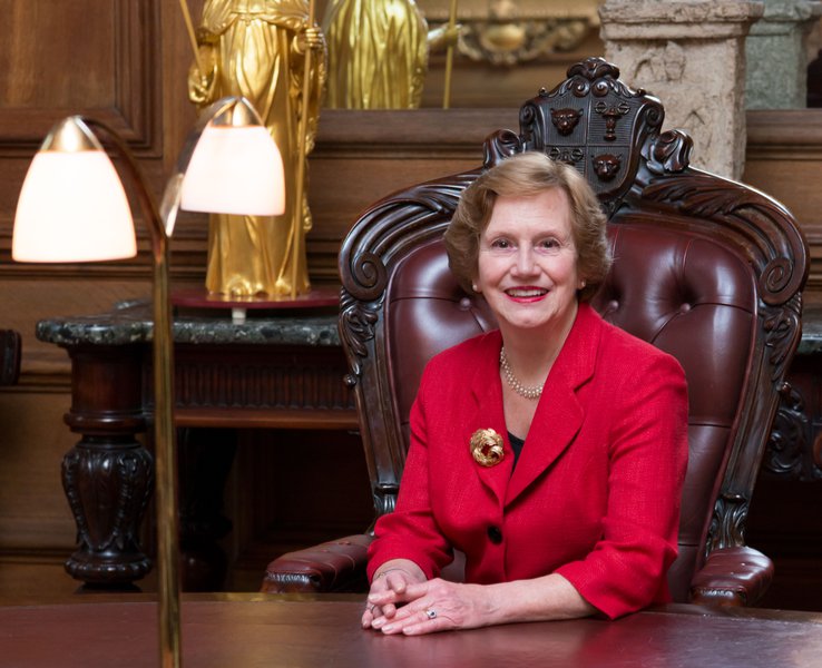 The Goldsmiths' Company elected its first female Prime Warden, Judith Cobham-Lowe in 2017.